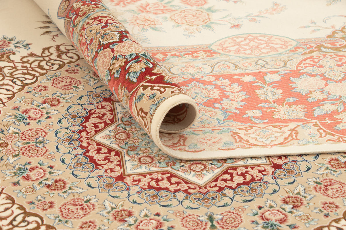Rechteck Teppich Ghom Design in Beige von Hadorn™ - Lifestyle Image