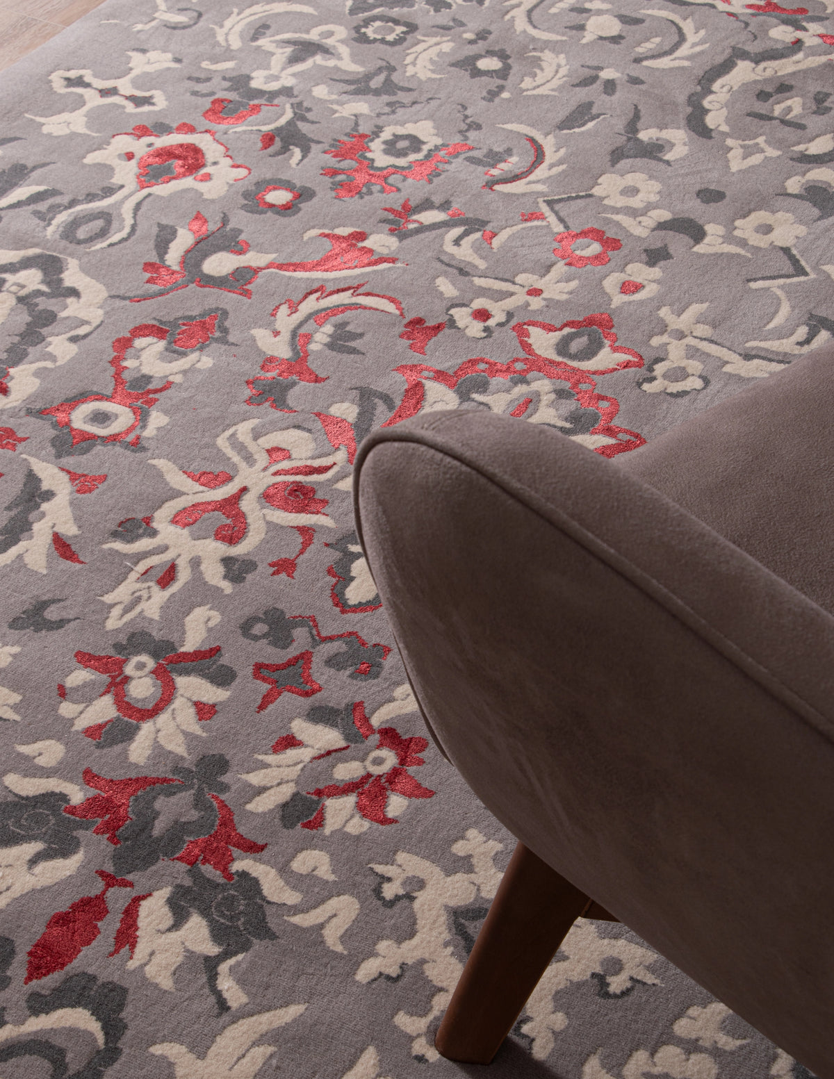 Rechteck Teppich Emmen Deluxe in Grau von Hadorn™ - Lifestyle Image