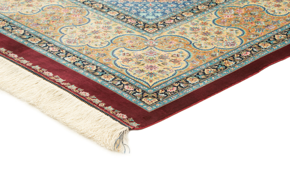 Rechteck Teppich Ghom Design in Rot von Hadorn™ - Lifestyle Image