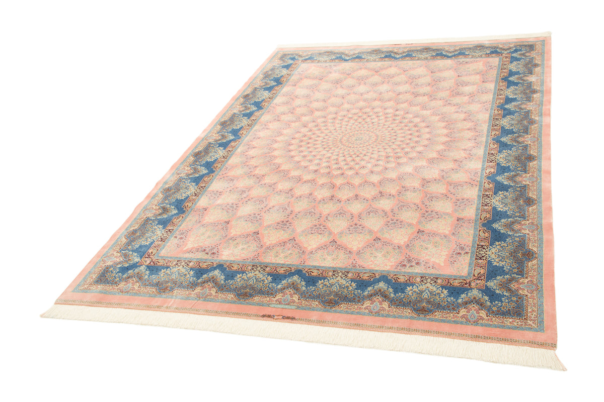 Rechteck Teppich Ghom Design in Rosa von Hadorn™ - Lifestyle Image