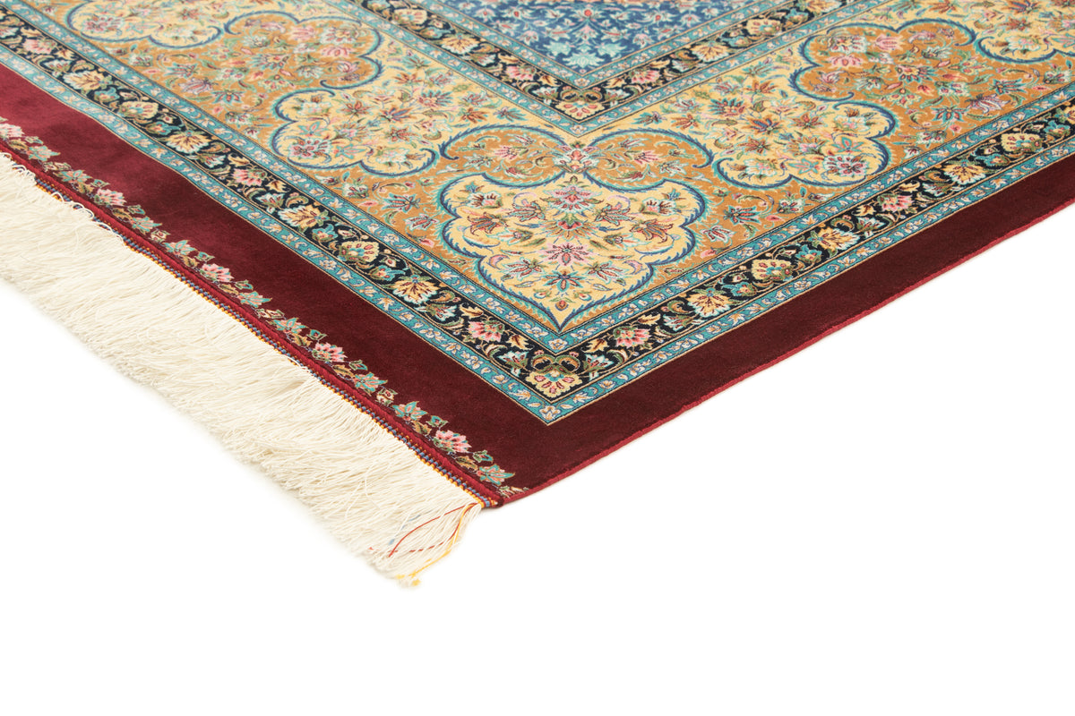 Rechteck Teppich Ghom Design in Rot von Hadorn™ - Lifestyle Image