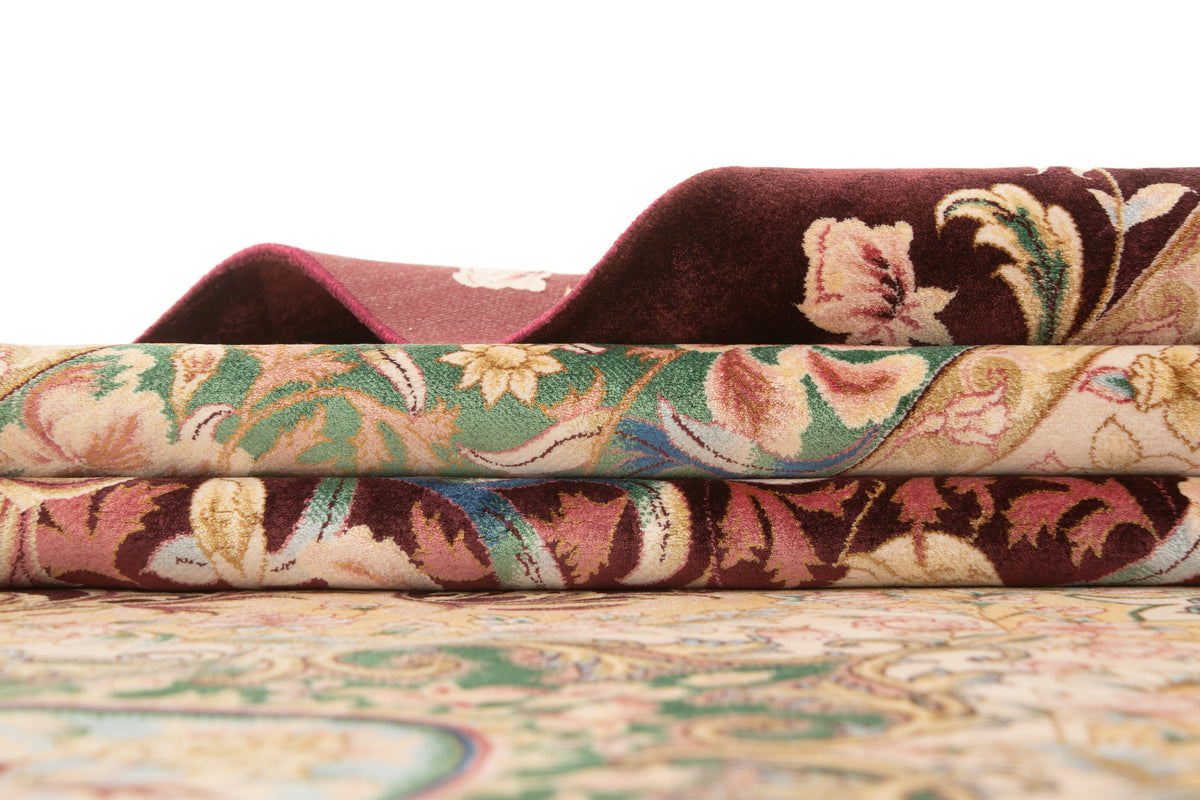 Rechteck Teppich Ghom Design in Rot von Hadorn™ - Lifestyle Image