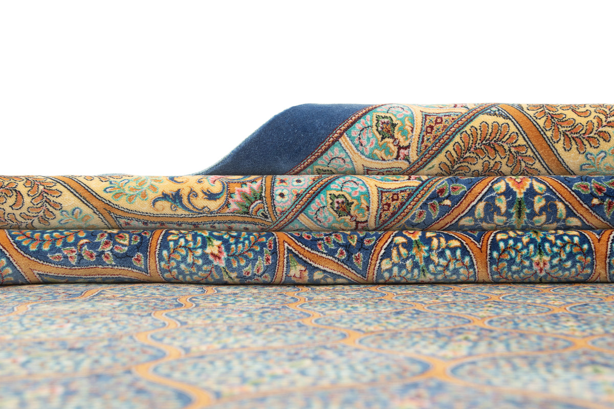 Rechteck Teppich Ghom Design in Blau von Hadorn™ - Lifestyle Image