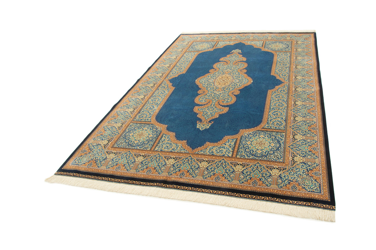 Rechteck Teppich Ghom Design in Blau von Hadorn™ - Lifestyle Image