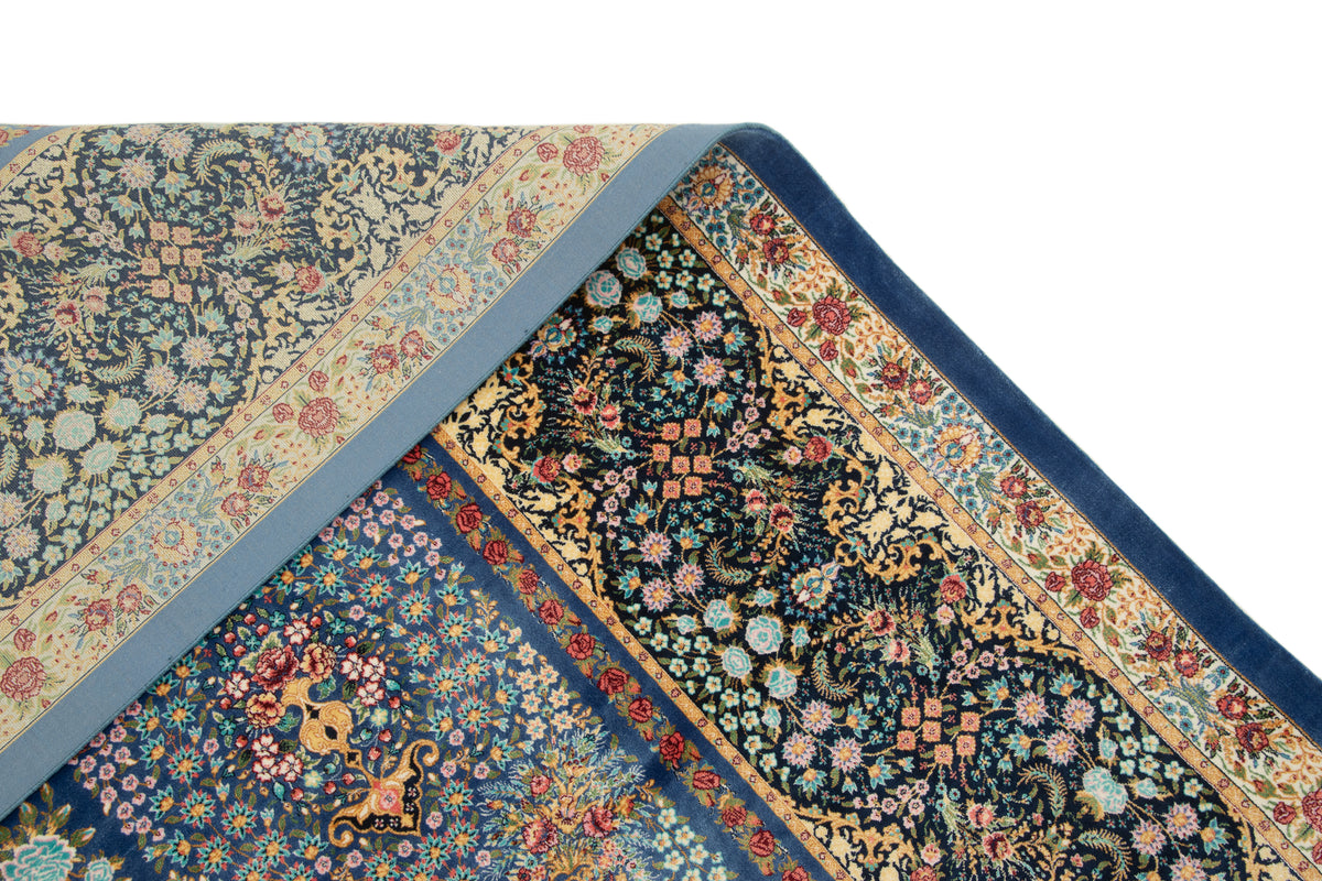 Rechteck Teppich Ghom Design in Blau von Hadorn™ - Lifestyle Image