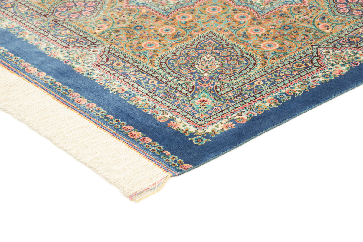 Rechteck Teppich Ghom Design in Blau von Hadorn™ - Lifestyle Image