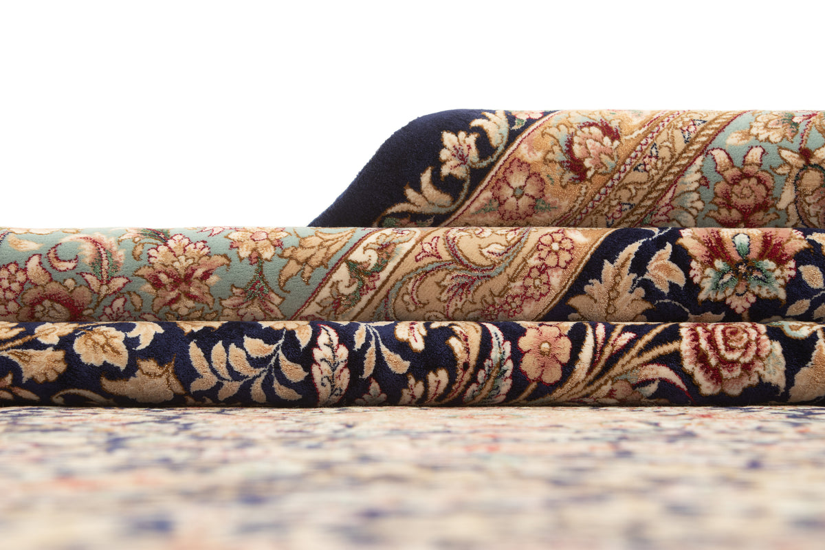 Rechteck Teppich Ghom Design in Dunkelblau von Hadorn™ - Lifestyle Image