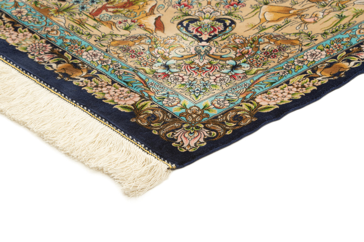 Rechteck Teppich Ghom Design in Dunkelblau von Hadorn™ - Lifestyle Image