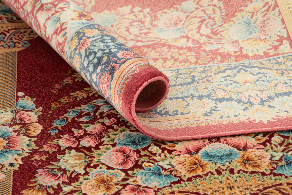 Rechteck Teppich Ghom Design in Rot von Hadorn™ - Lifestyle Image