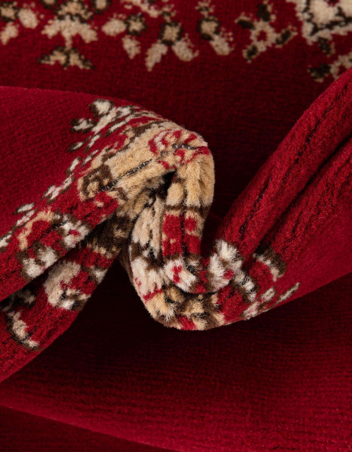 Rechteck Teppich Mashhad Design in Burgund von Hadorn™ - Lifestyle Image