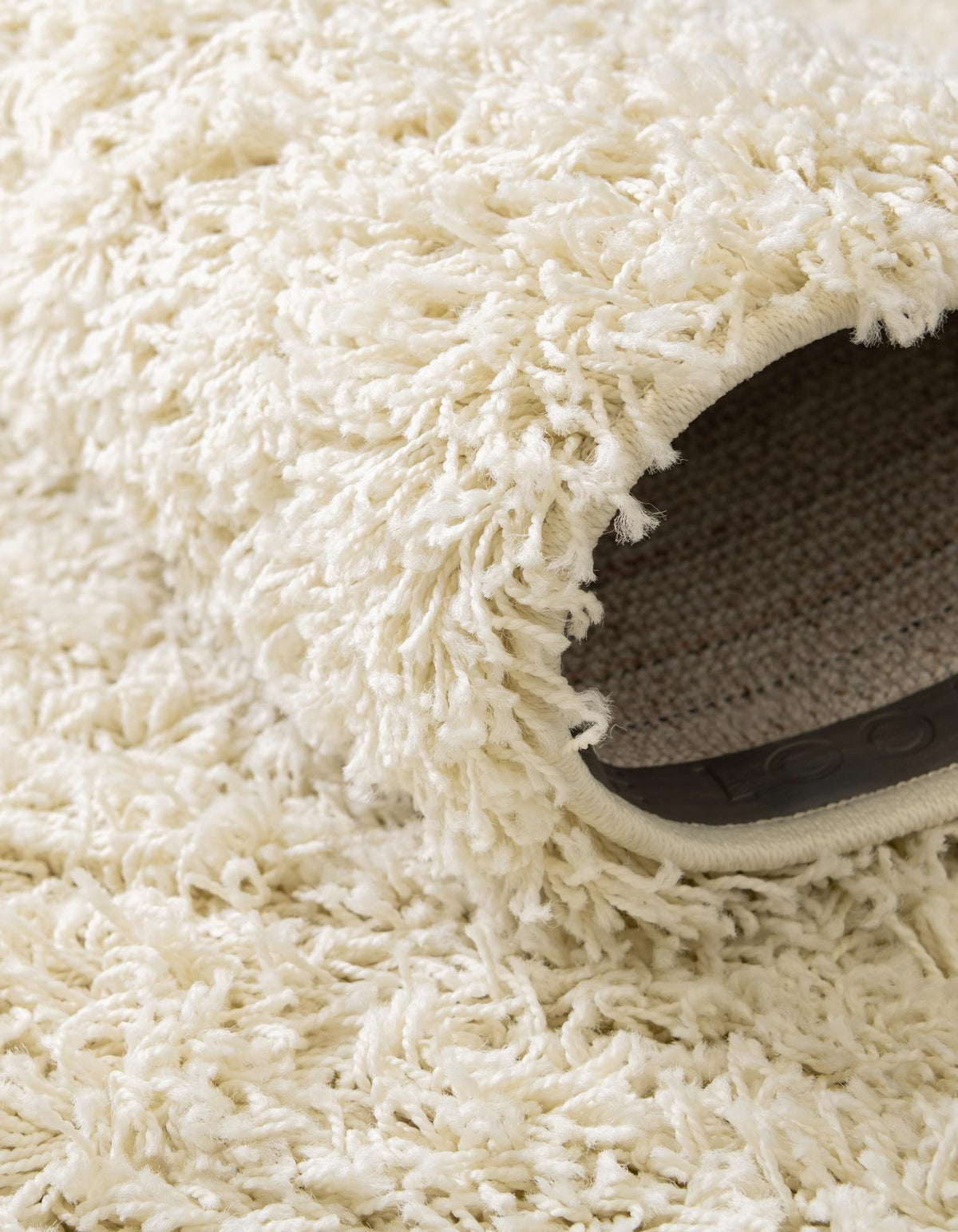 Läufer Hochflorteppich Solid Shag in Beige von Hadorn™ - Lifestyle Image