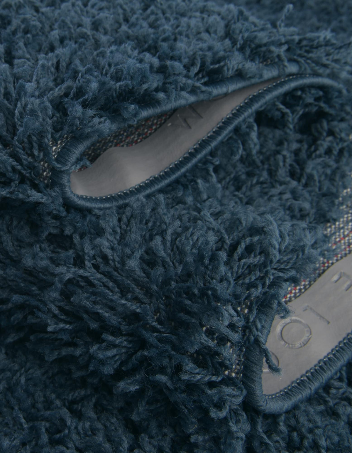 Rund Hochflorteppich Solid Shag in Blau von Hadorn™ - Lifestyle Image