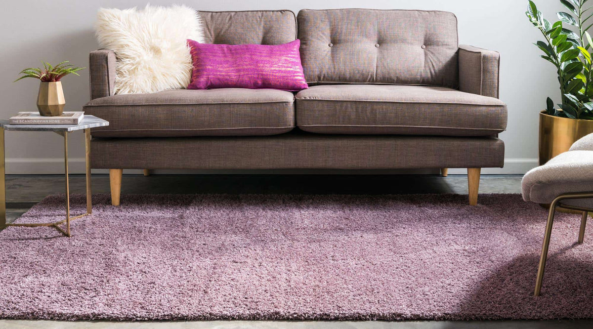 Rechteck Teppich Luzern in Violett von Hadorn™ - Lifestyle Image