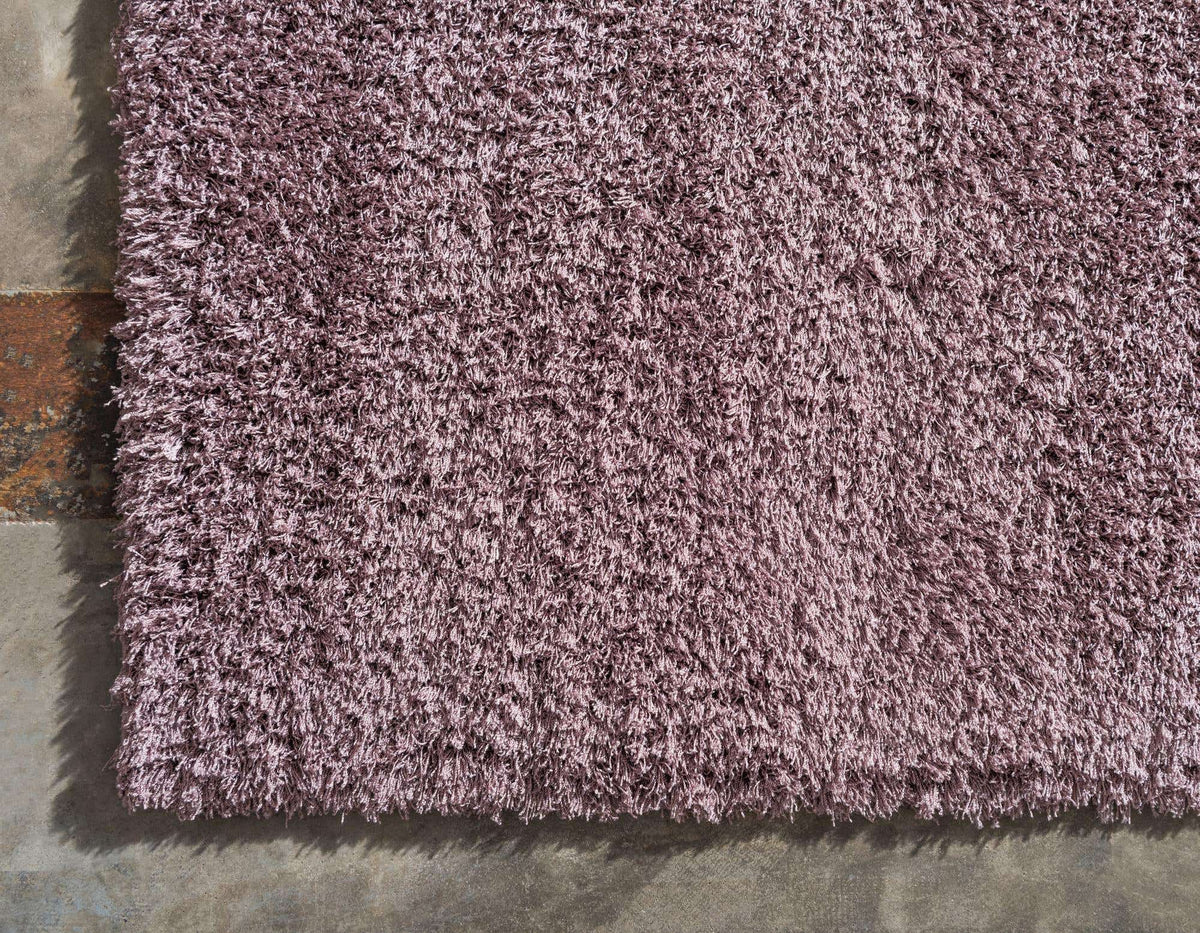 Quadratisch Teppich Luzern in Violett von Hadorn™ - Lifestyle Image