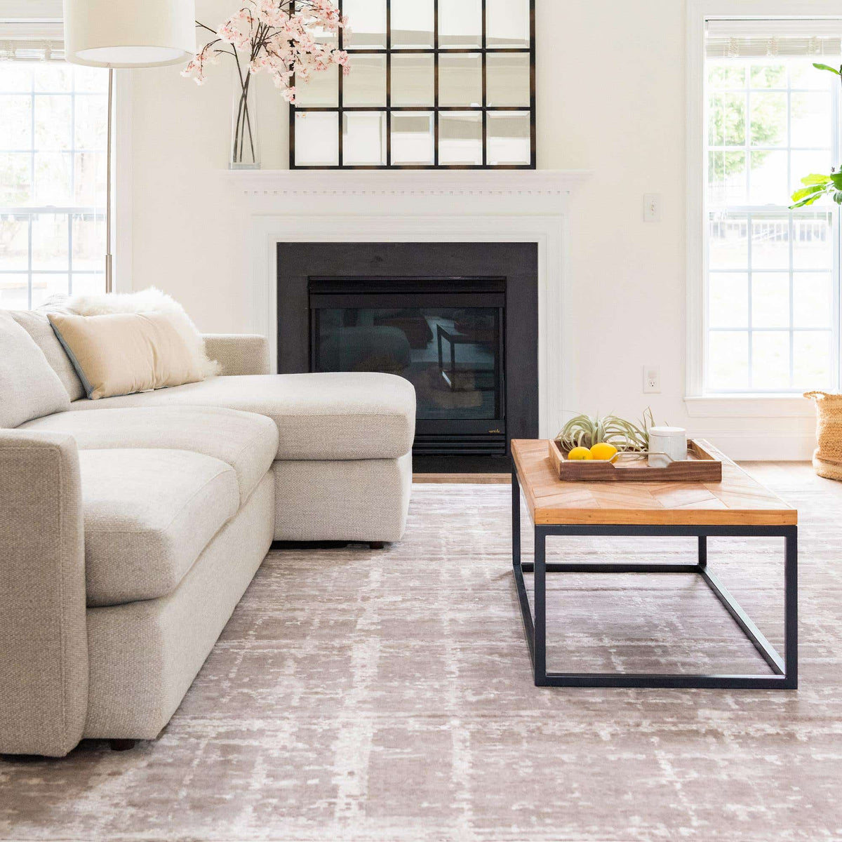 Rechteck Teppich Bellevue in Hellbraun von Hadorn™ - Lifestyle Image