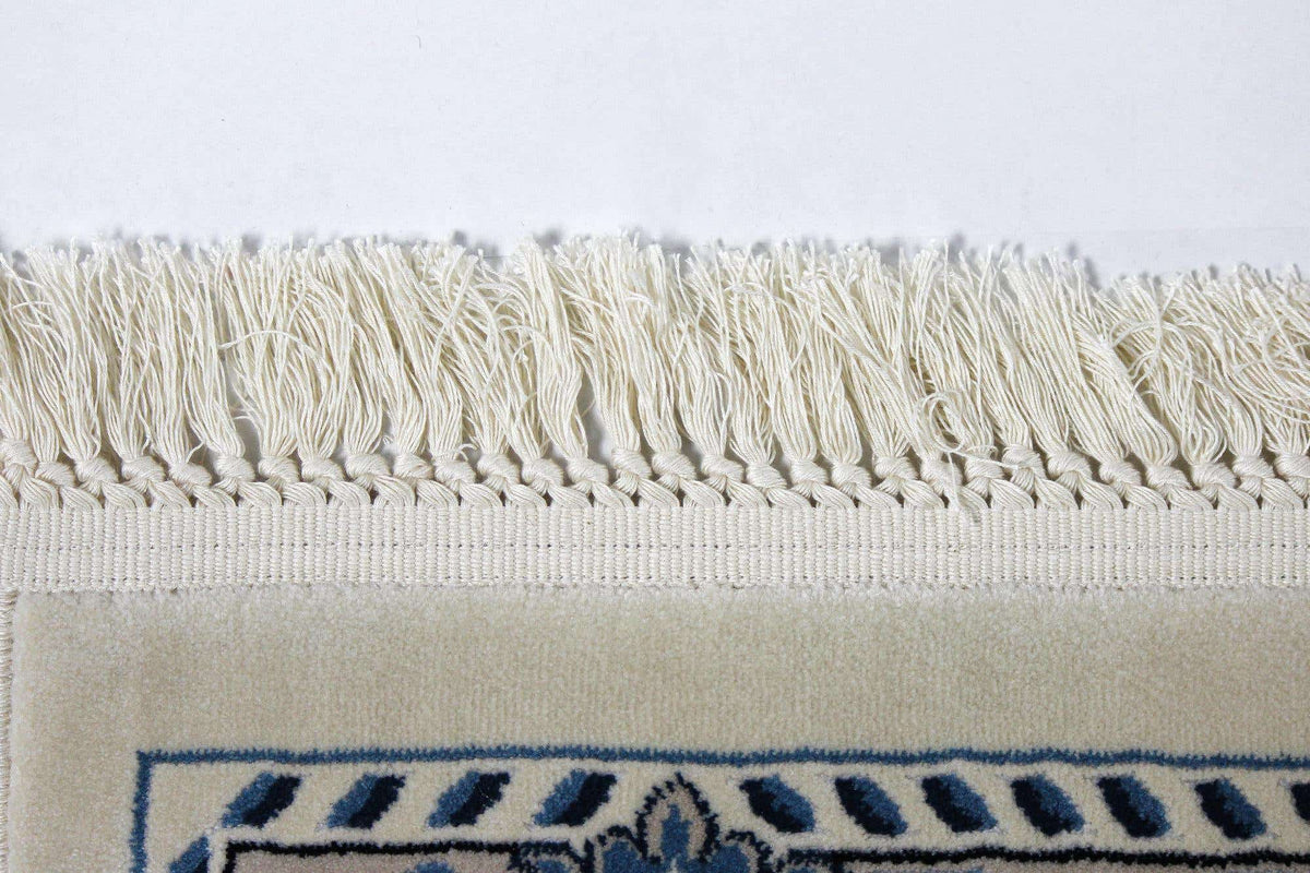 Läufer Teppich Classical in Creme von Hadorn™ - Lifestyle Image