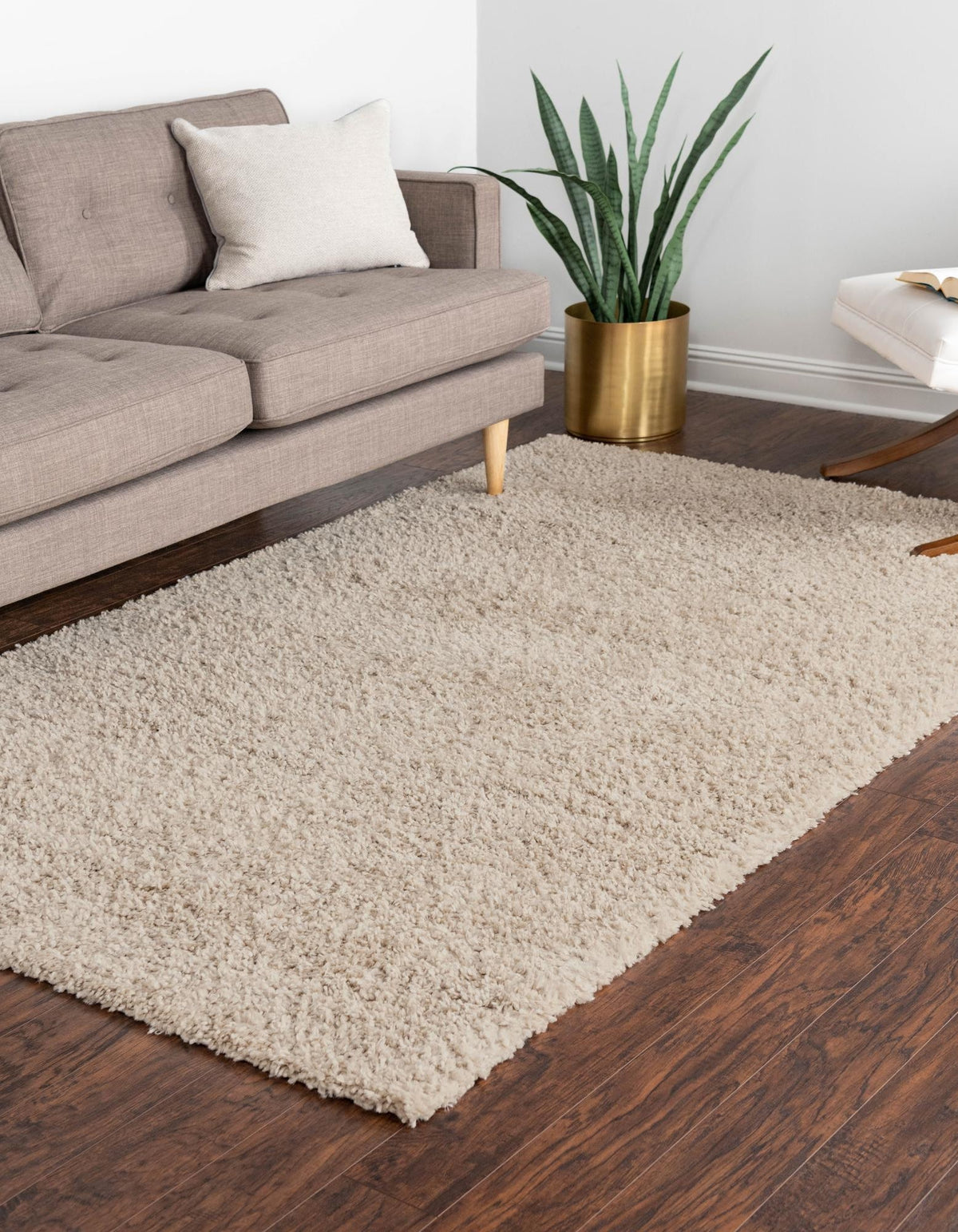 Rechteck Hochflorteppich Zermatt Shag in Beige von Hadorn™ - Lifestyle Image