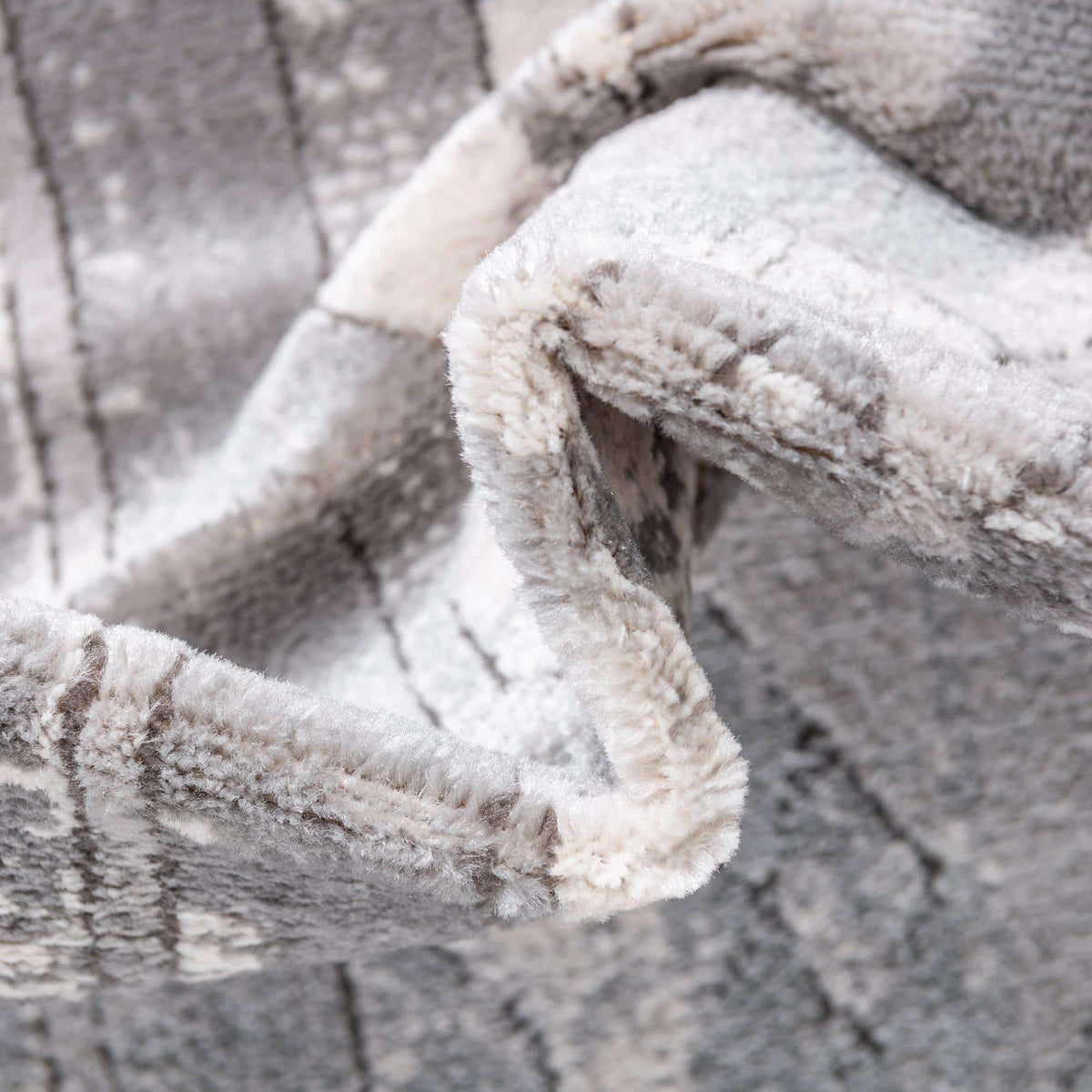 Quadratisch Teppich Oregon in Grau von Hadorn™ - Lifestyle Image