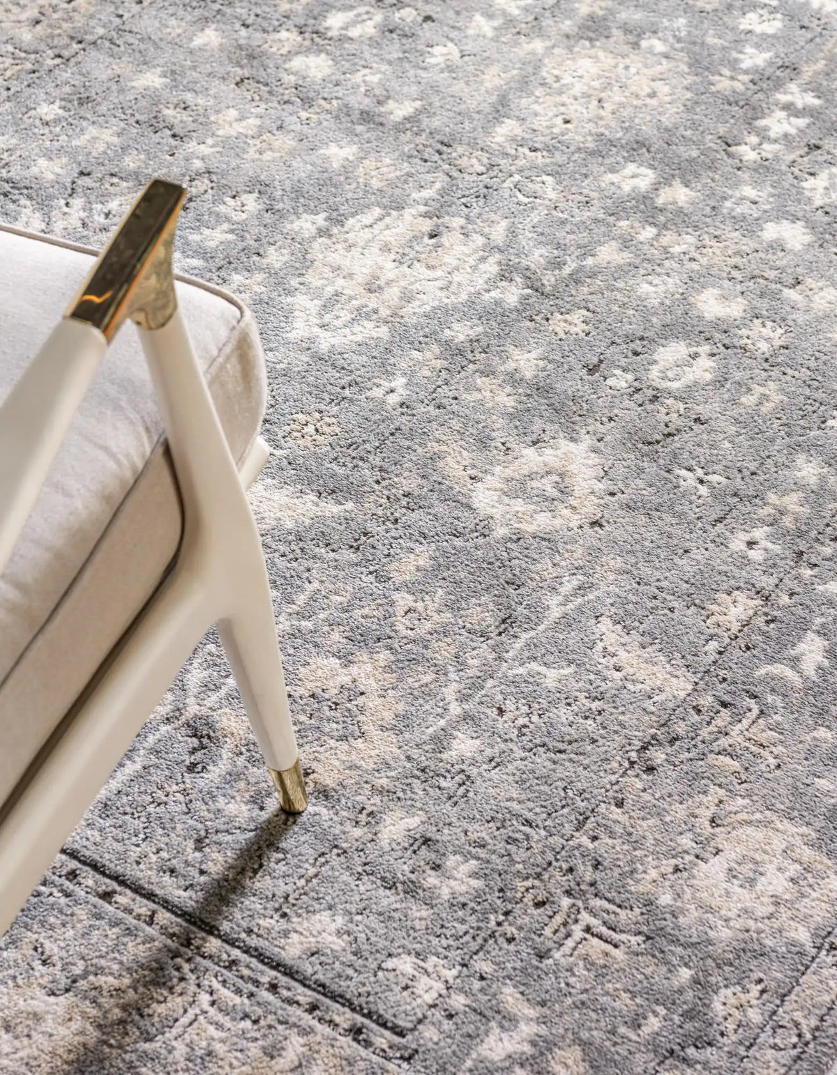 Quadratisch Teppich Oregon in Grau von Hadorn™ - Lifestyle Image