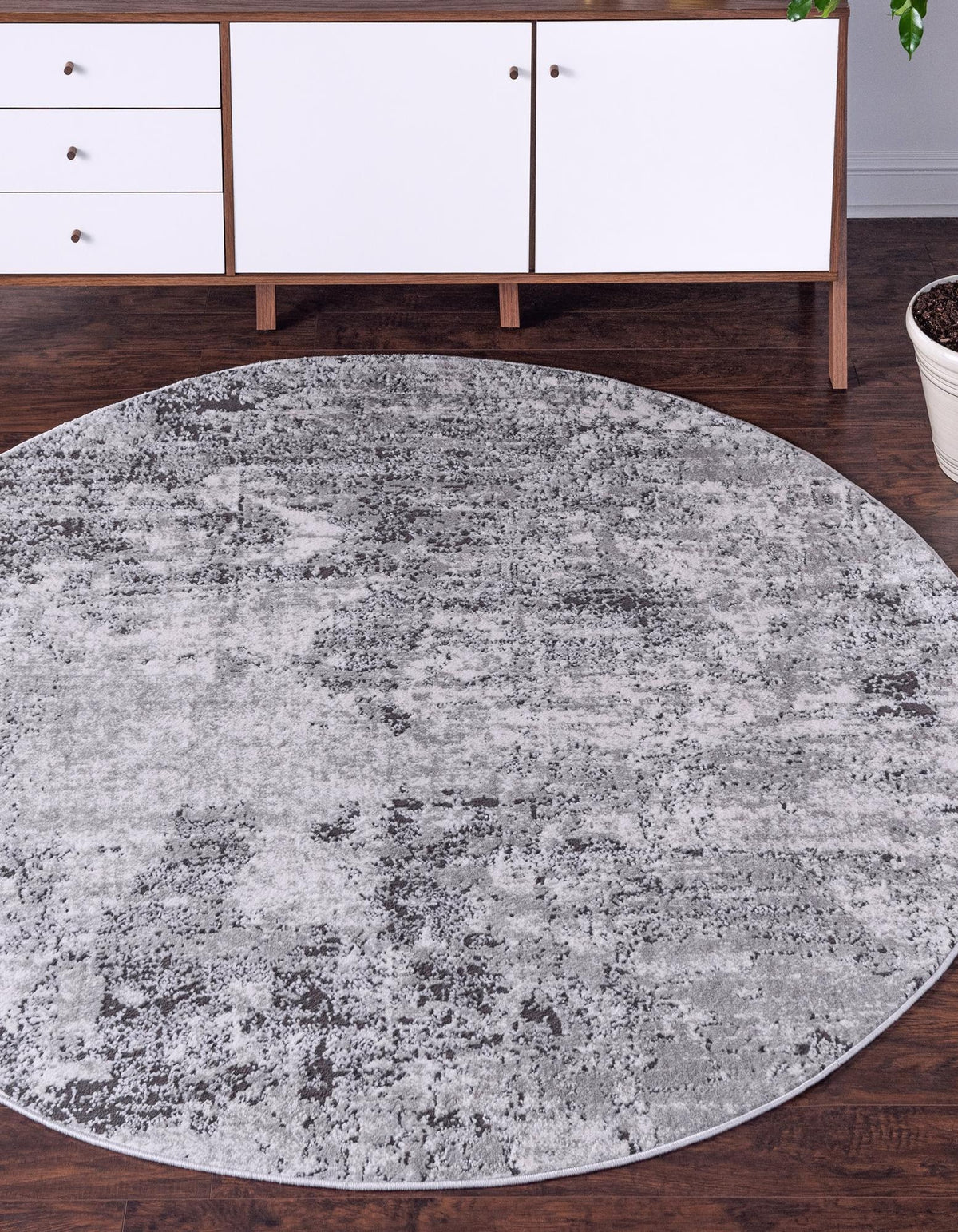 Rund Teppich Leipzig in Grau von Hadorn™ - Lifestyle Image