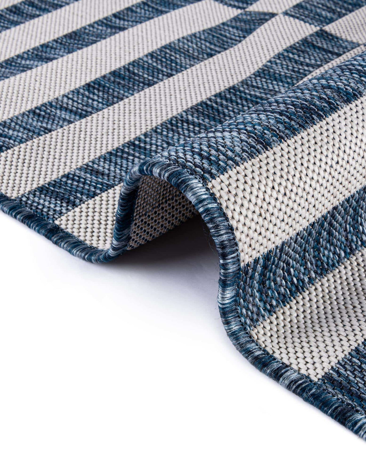 Rechteck Outdoor Teppich Outdoor Striped in Blau von Hadorn™ - Lifestyle Image