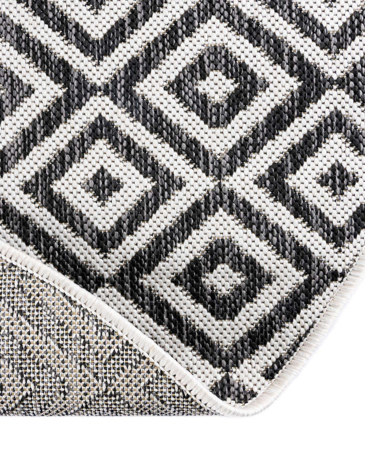 Oval Outdoor Teppich Tulum Outdoor in Anthrazit von Hadorn™ - Lifestyle Image