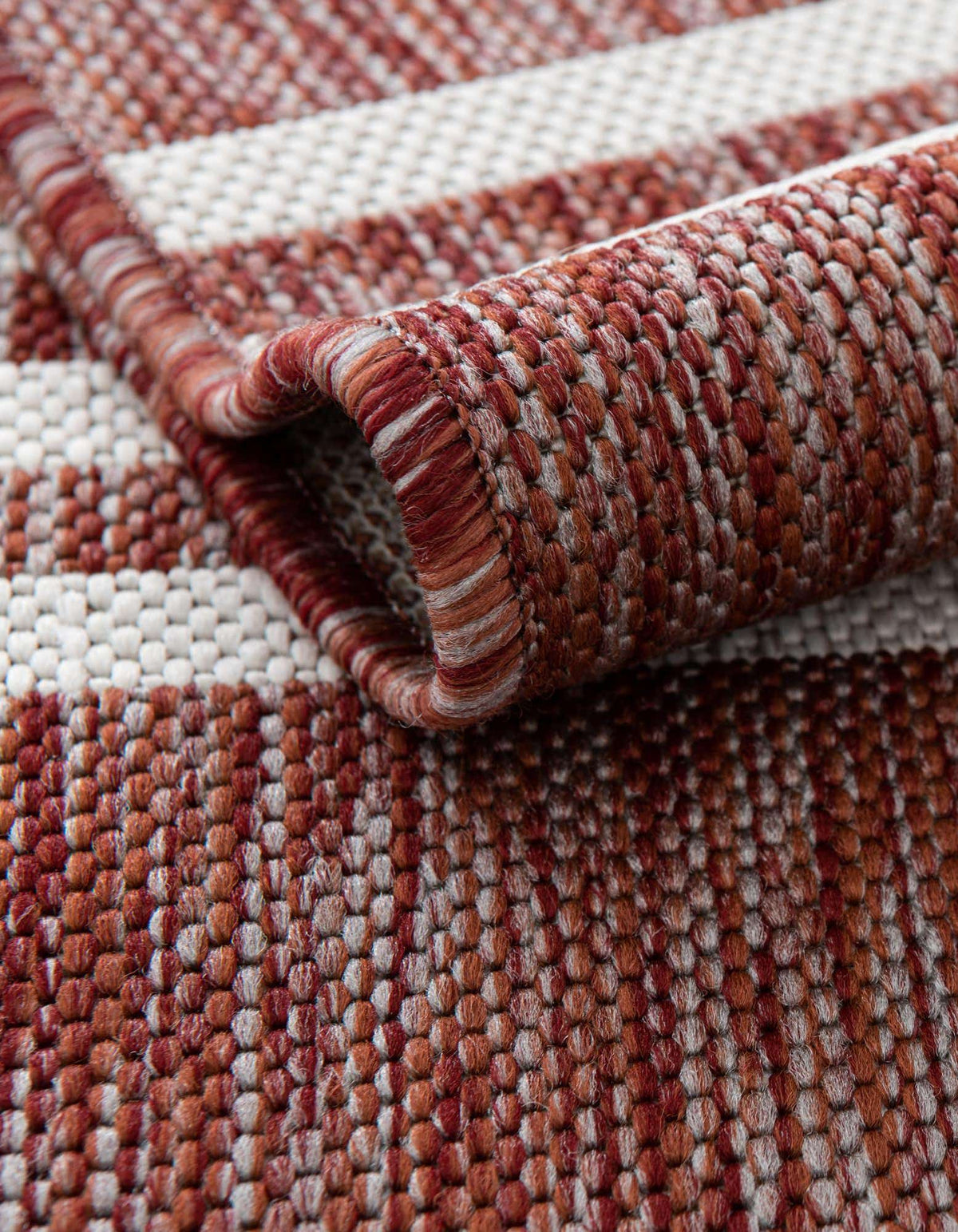 Quadratisch Outdoor Teppich Jill Zarin Outdoor in Rostrot von Hadorn™ - Lifestyle Image