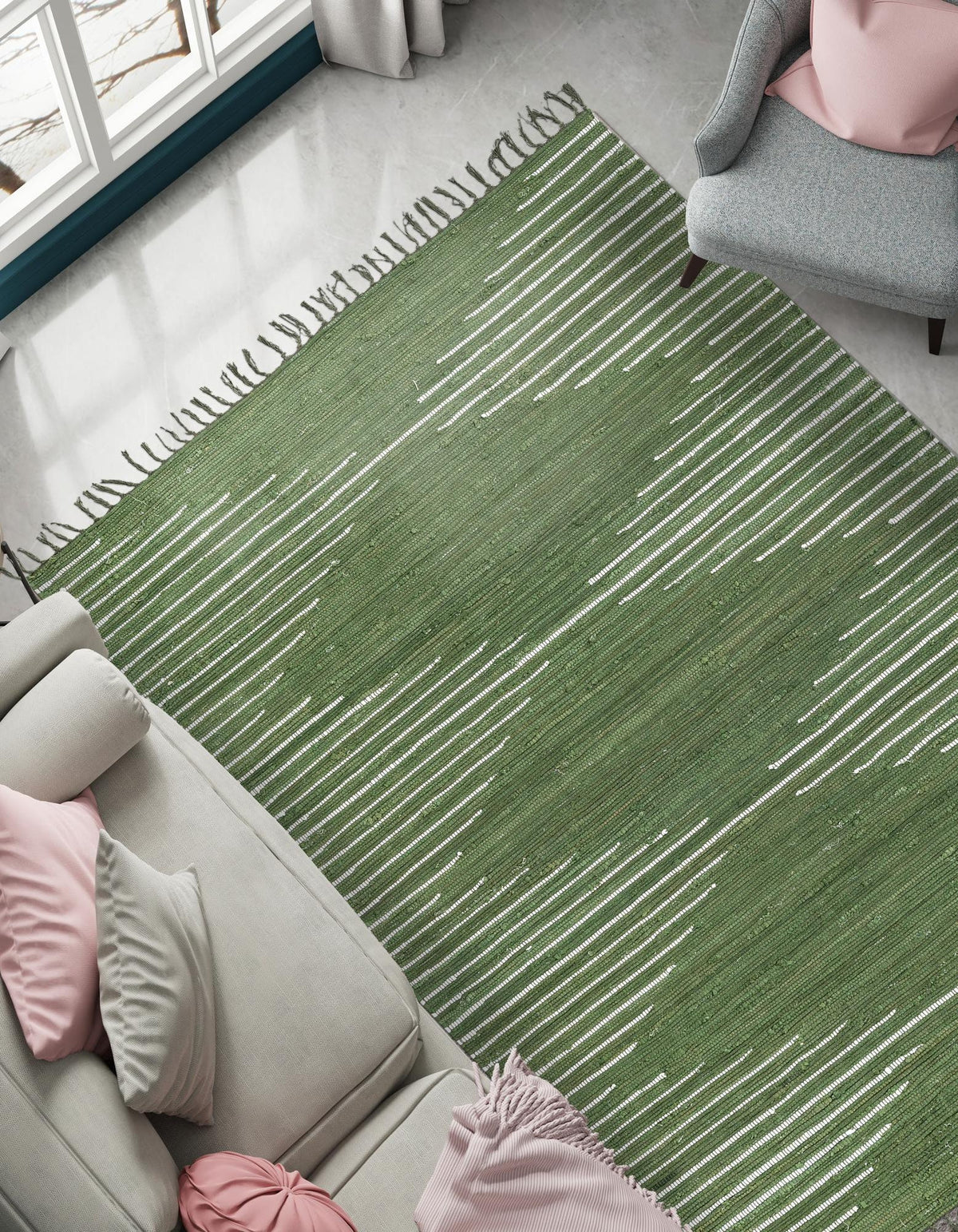 Rechteck Handgeflochten Teppich Chindi Cotton in Grün von Hadorn™ - Lifestyle Image