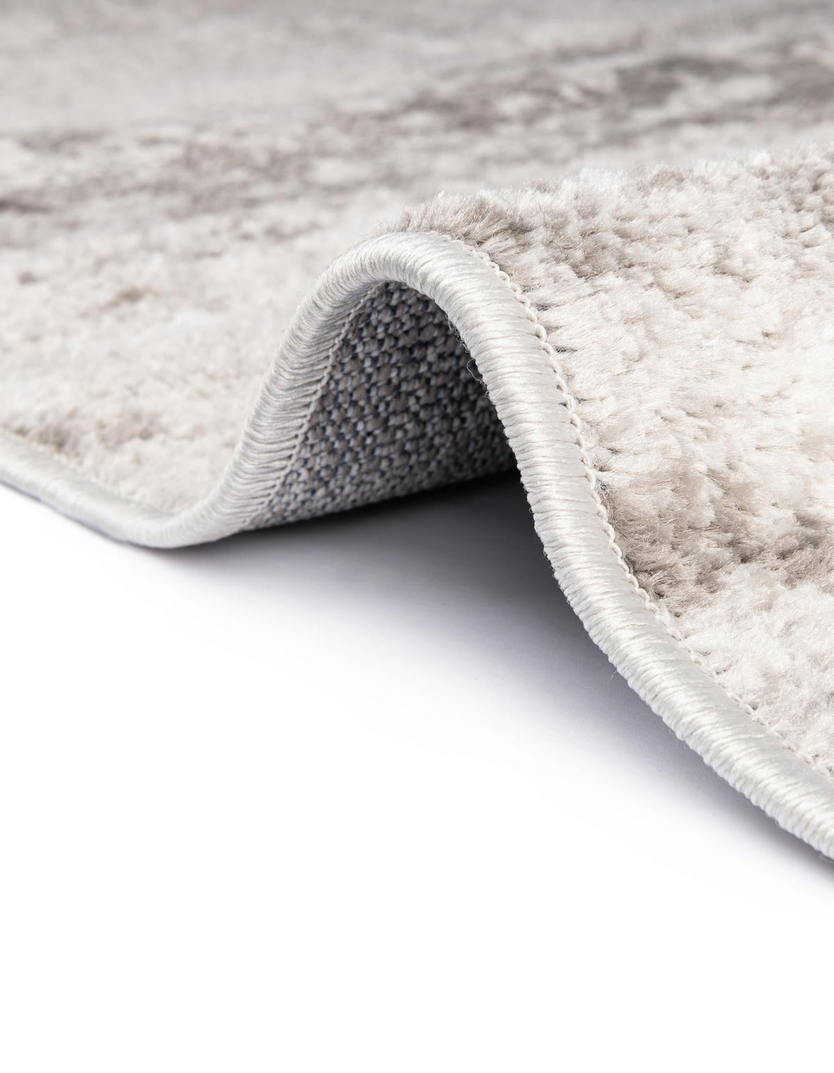 Quadratisch Teppich Aurora in Steingrau von Hadorn™ - Lifestyle Image