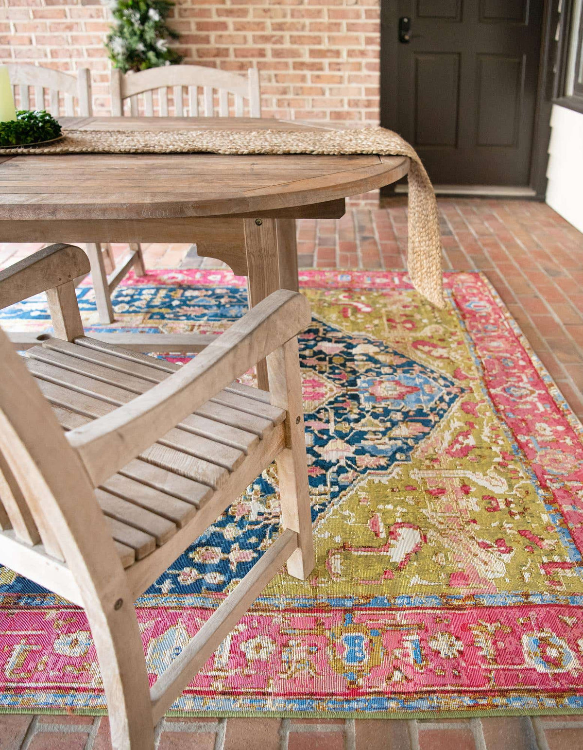 Outdoor Traditional