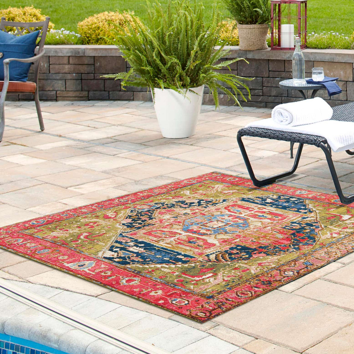 Outdoor Traditional