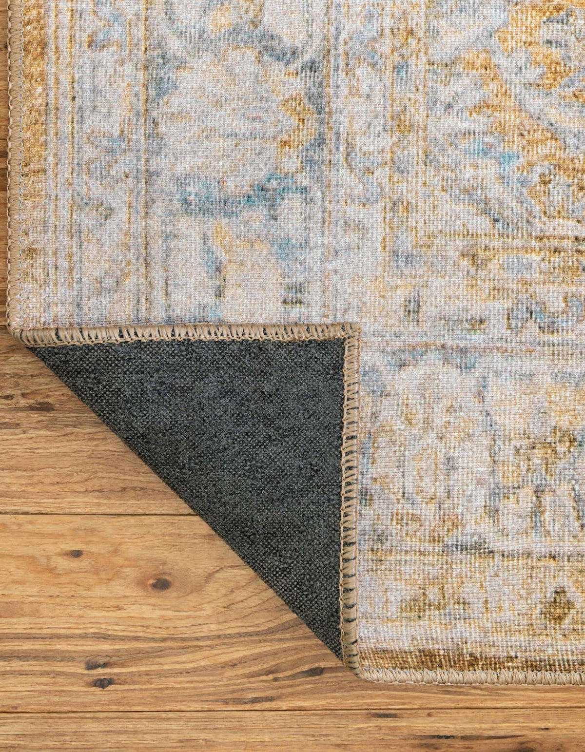 Rechteck Teppich Timeless in Gelb von Hadorn™ - Lifestyle Image
