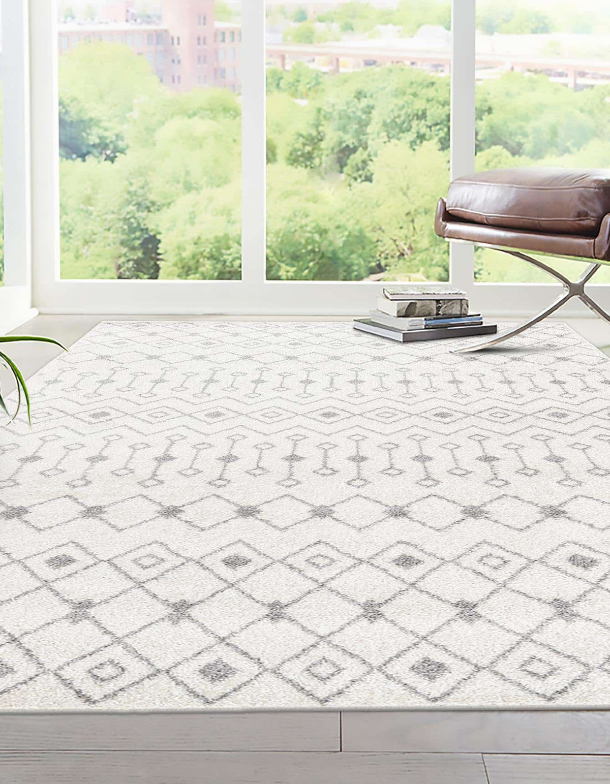 Rechteck Teppich Moroccan Trellis in Elfenbein und Grau von Hadorn™ - Lifestyle Image
