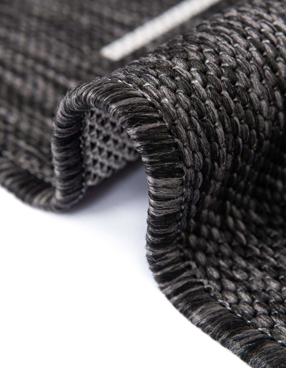 Rechteck Outdoor Teppich Tulum Outdoor Symetry in Anthrazit von Hadorn™ - Lifestyle Image