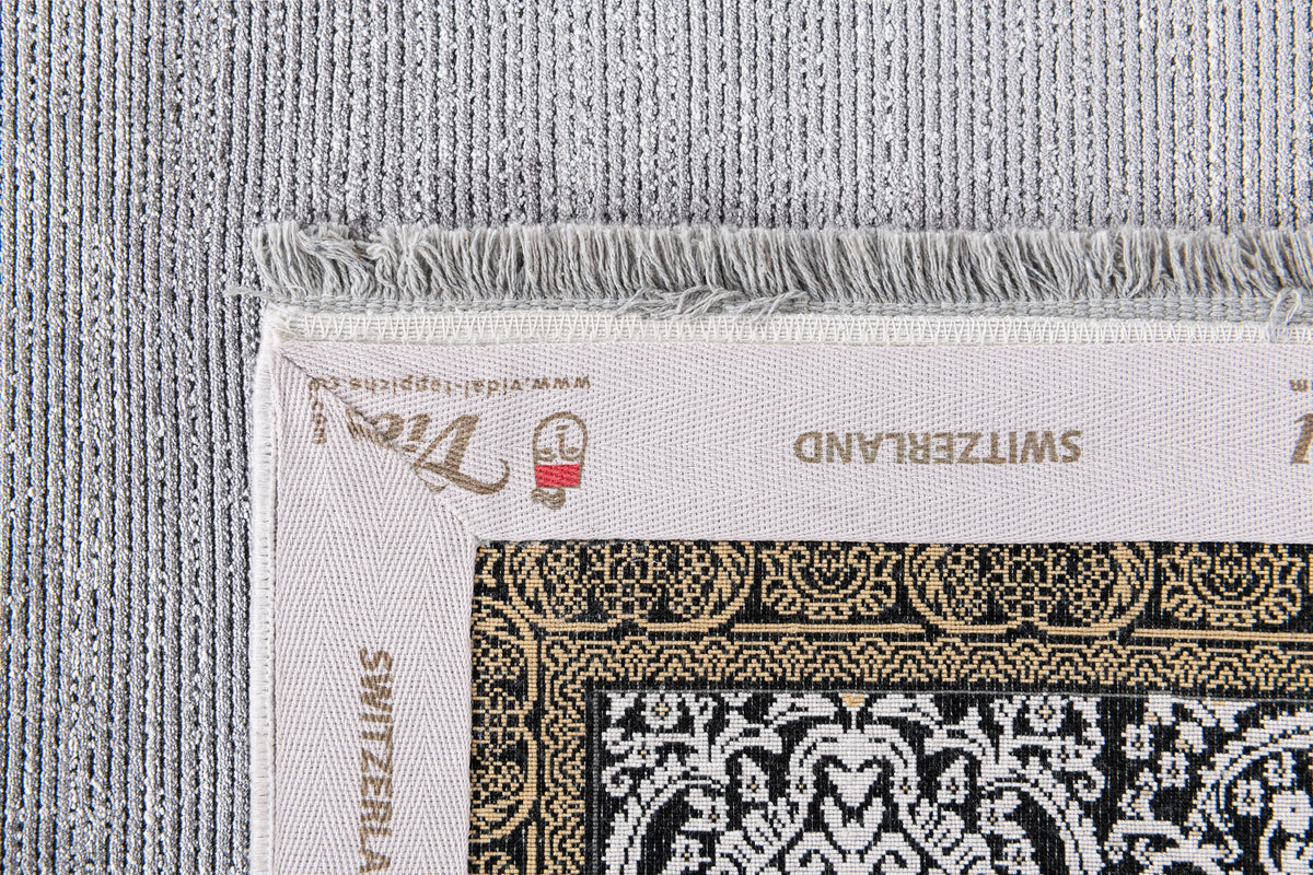 Rechteck Luxus Teppich Bad Ragaz in Grau von Hadorn™ - Lifestyle Image