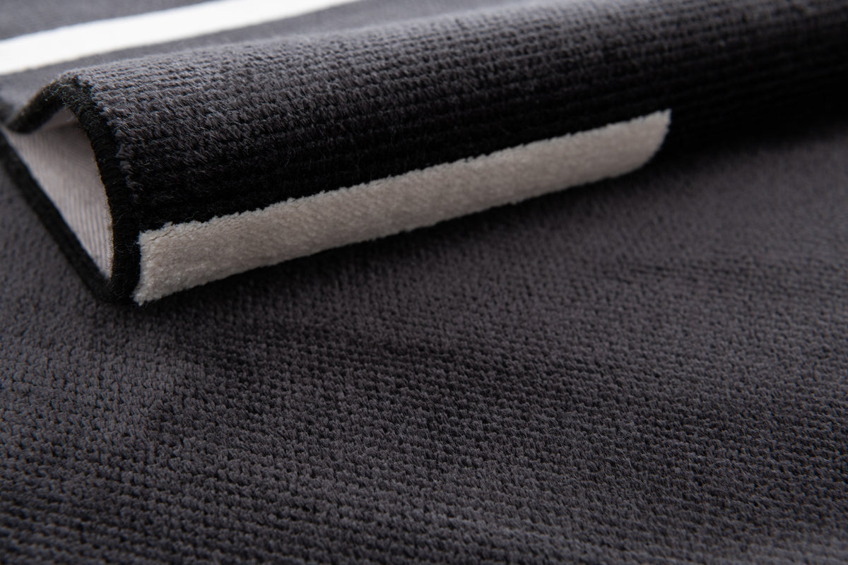 Läufer Luxus Teppich Laax in Schwarz von Hadorn™ - Lifestyle Image