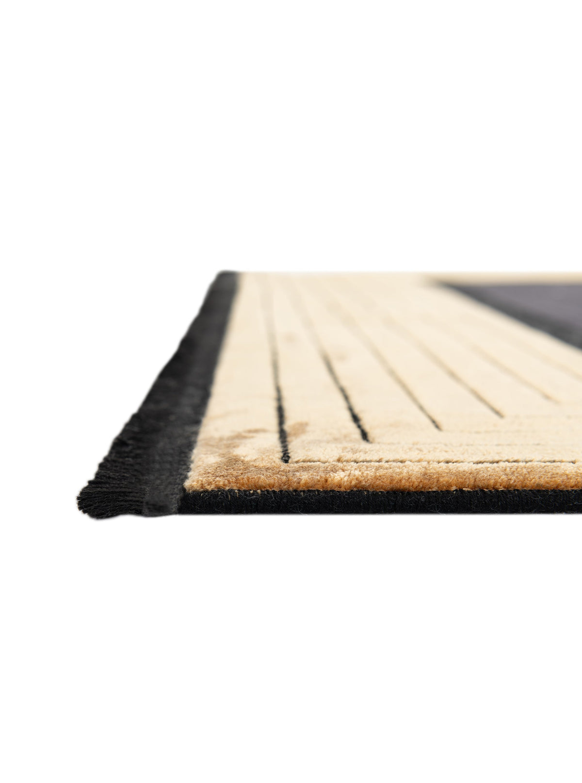 Rechteck Luxus Teppich Laax in Schwarz von Hadorn™ - Lifestyle Image