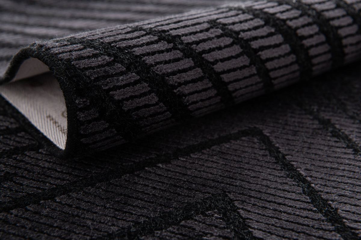 Läufer Luxus Teppich Laax in Schwarz von Hadorn™ - Lifestyle Image