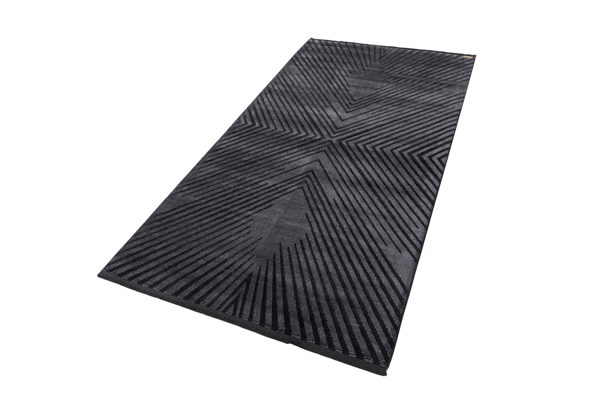 Läufer Luxus Teppich Laax in Schwarz von Hadorn™ - Lifestyle Image