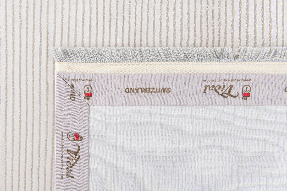 Rechteck Luxus Teppich Chiasso in Weiss von Hadorn™ - Lifestyle Image