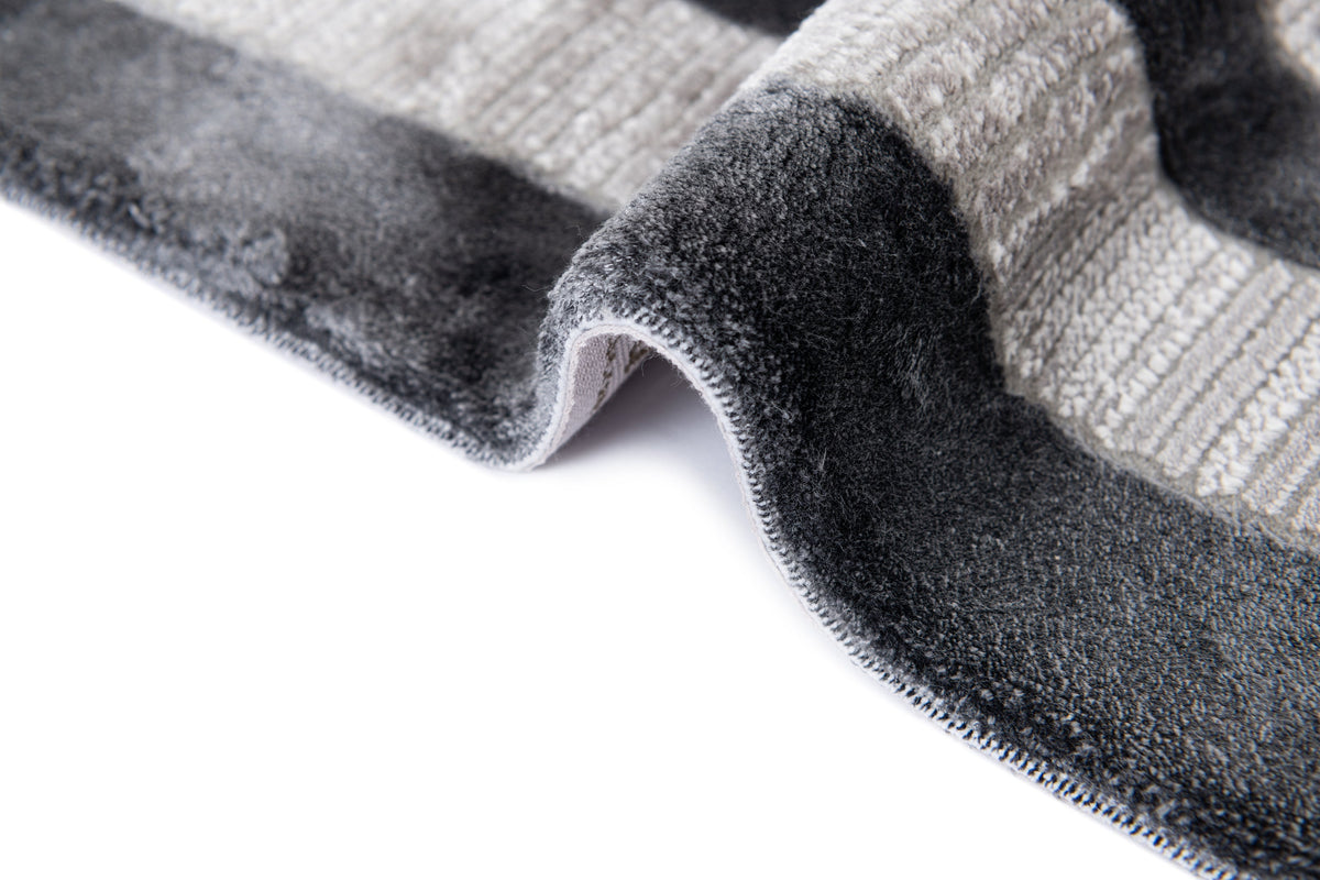 Rechteck Luxus Teppich Chiasso in Grau von Hadorn™ - Lifestyle Image