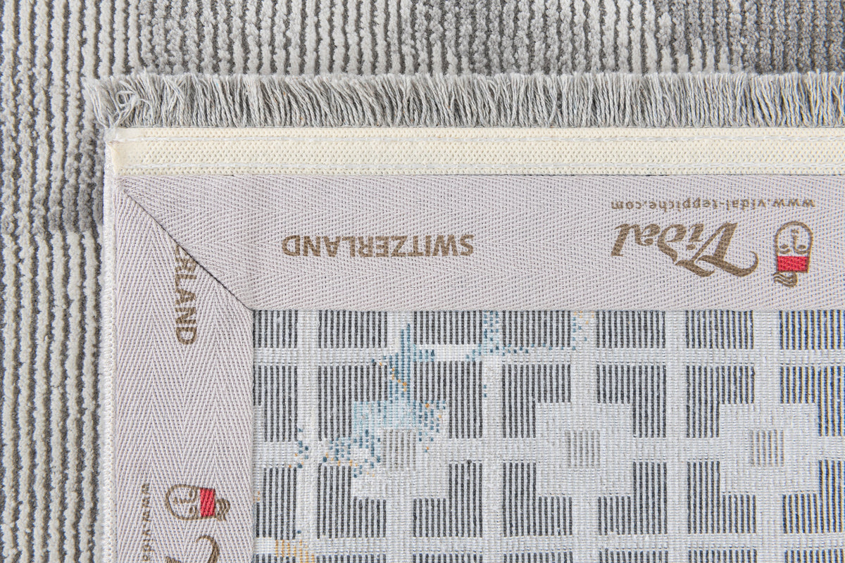 Rechteck Luxus Teppich Zurich in Grau von Hadorn™ - Lifestyle Image
