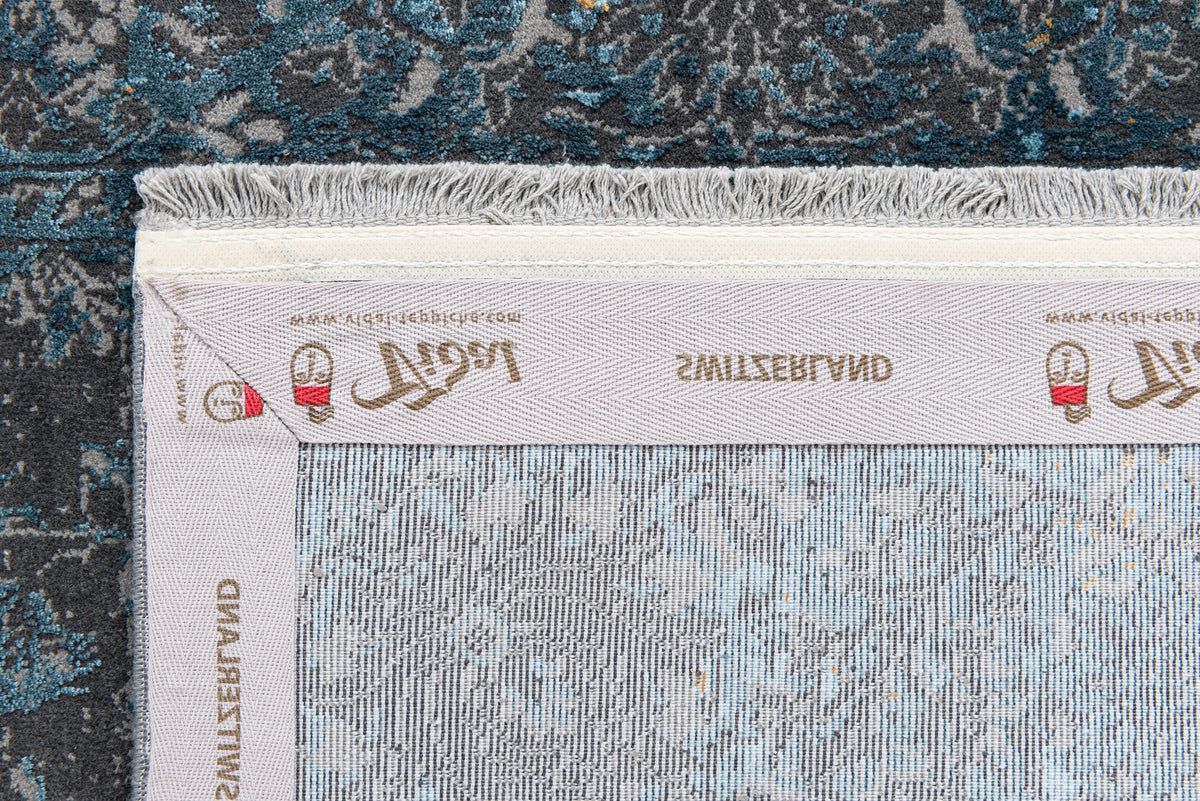 Rechteck Luxus Teppich Zurich in Grau von Hadorn™ - Lifestyle Image