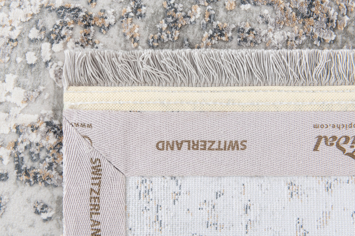 Rechteck Luxus Teppich Flims in Grau von Hadorn™ - Lifestyle Image