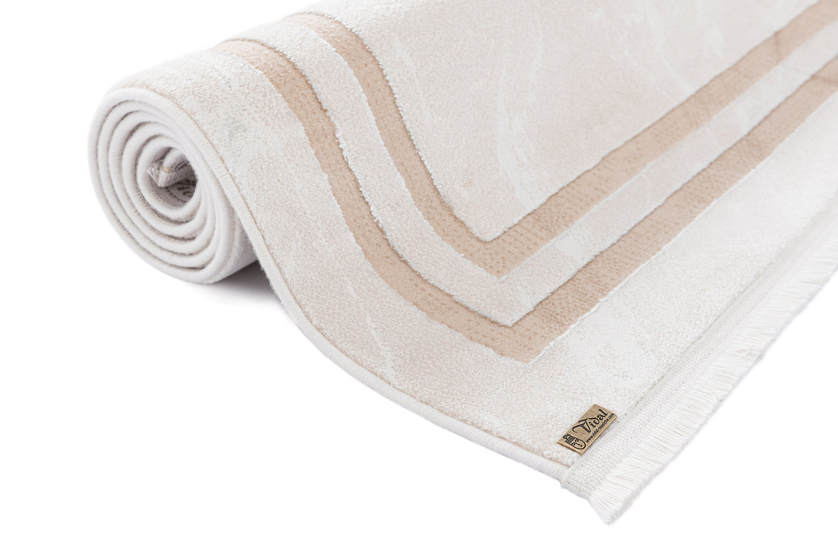 Rechteck Luxus Teppich Lausanne in Weiss von Hadorn™ - Lifestyle Image