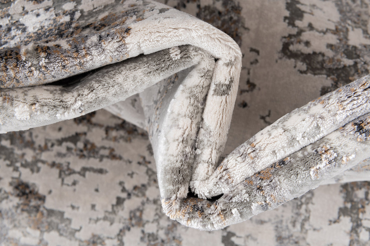 Rechteck Luxus Teppich Flims in Grau von Hadorn™ - Lifestyle Image