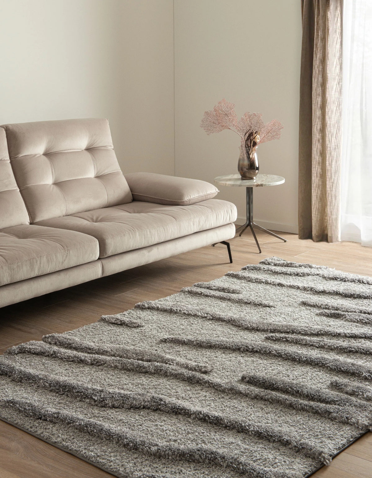 Rechteck Teppich Thun Arbor in Grau von Hadorn™ - Lifestyle Image