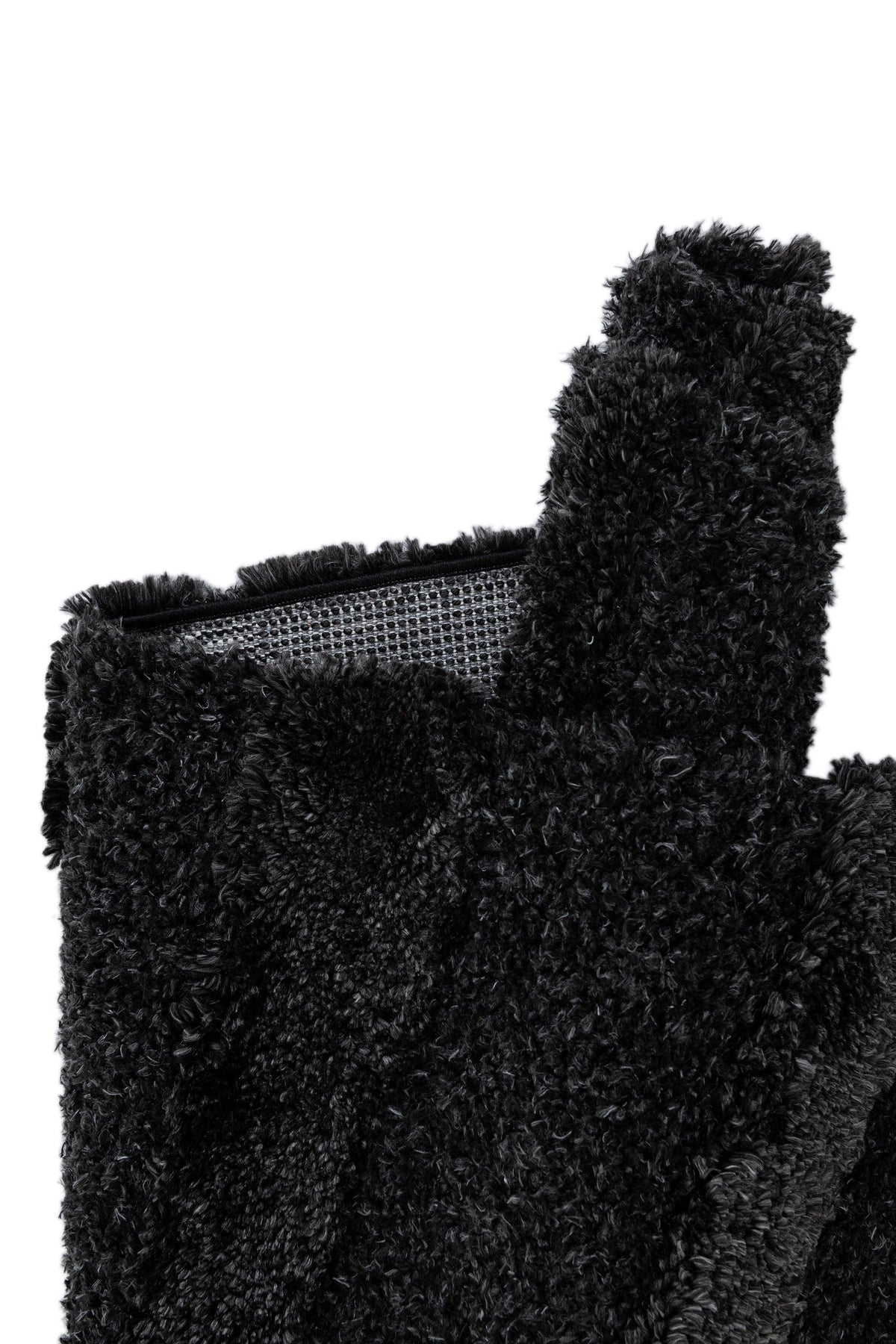 Rechteck Teppich Thun Glacies in Schwarz von Hadorn™ - Lifestyle Image
