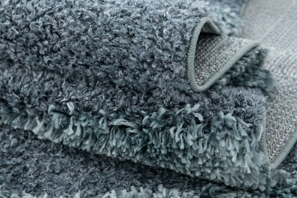 Rechteck Teppich Thun Glacies in Blau von Hadorn™ - Lifestyle Image
