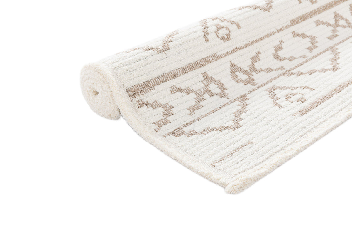 Läufer Teppich St. Gallen Folklore in Weiss von Hadorn™ - Lifestyle Image